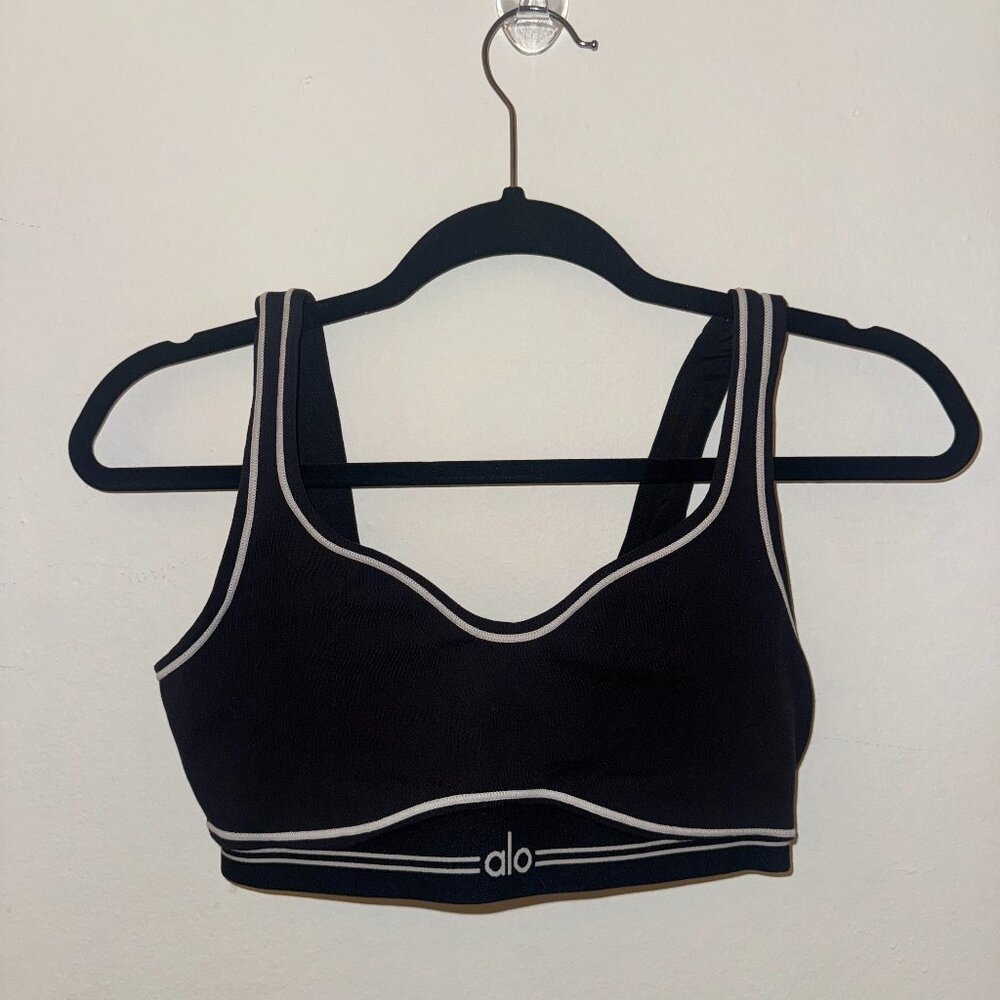 Alo Yoga Sports Bra